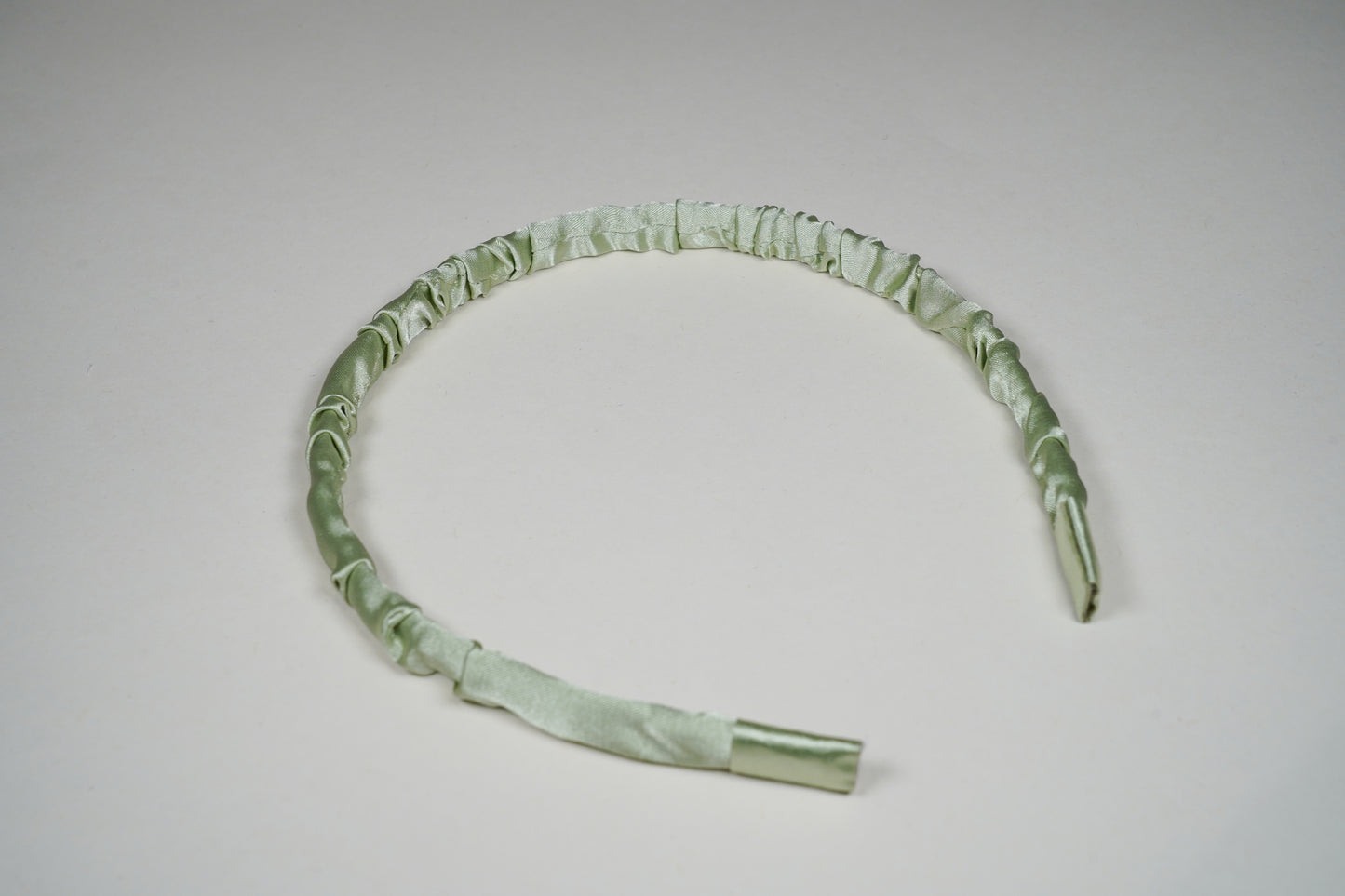 H24018 Narrow Satin Headband